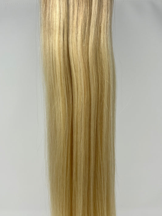 Color 8T/60 - Rooted Light Brown/Platinum